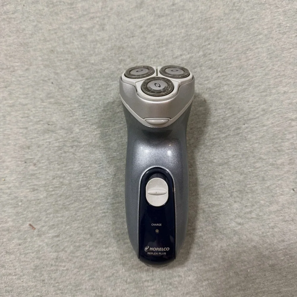 Philips Norelco Electric Shaver Reflex Plus Razor 6423LC Cobalt Blue NO CORD